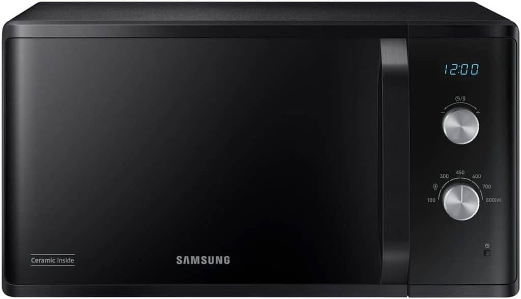 Test du micro-ondes Samsung MS23K3614AK : performance compacte de 800 W