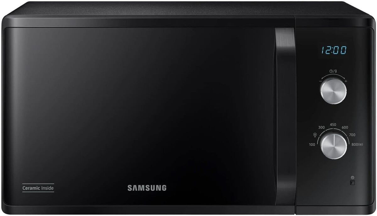 Test du micro-ondes Samsung MS23K3614AK : performance compacte de 800 W