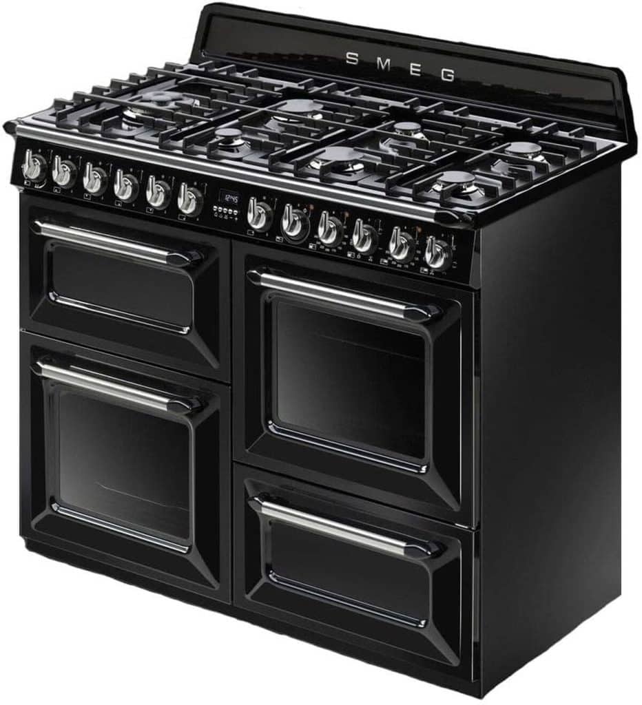 Test du piano de cuisson Smeg TR4110BL1 : performance et design élégant