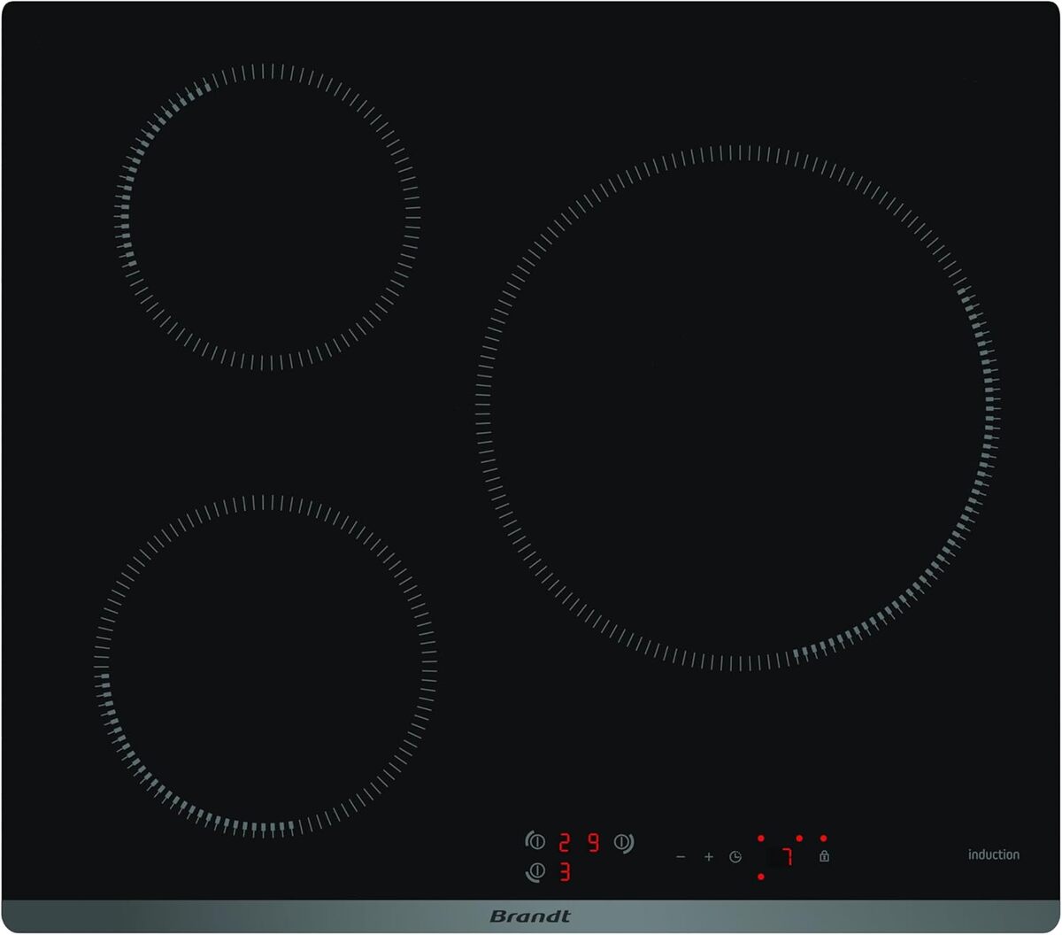 Test de la plaque induction Brandt BPI6315B : performance et sécurité