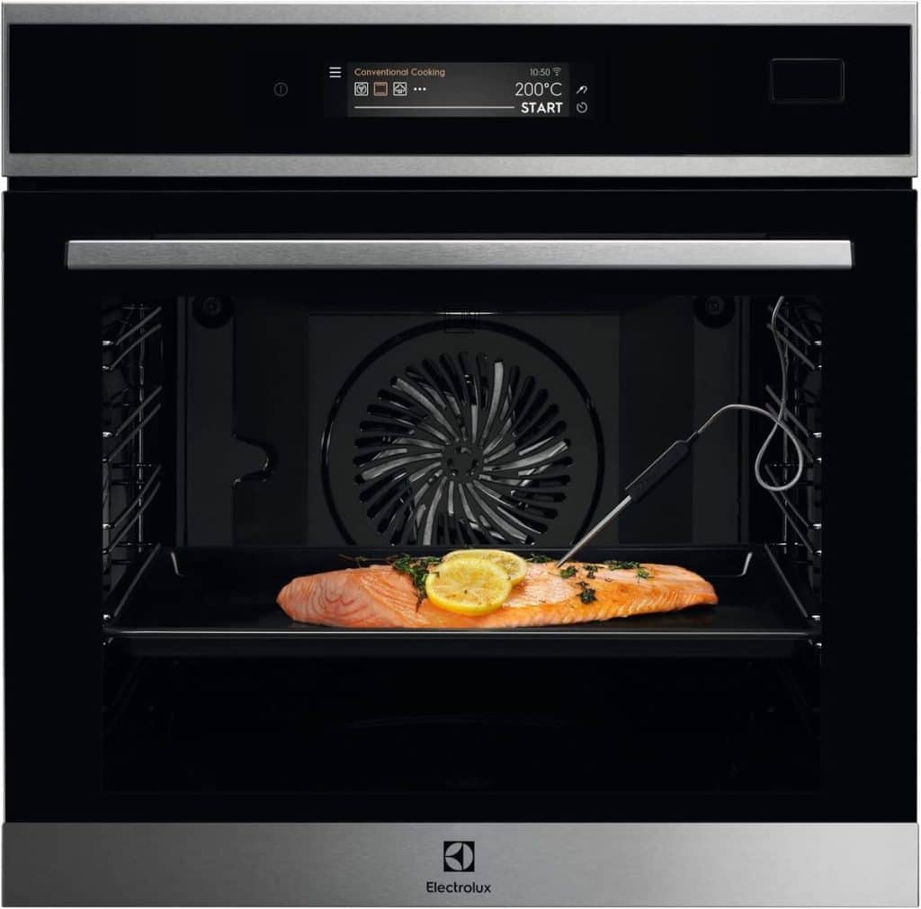 Test : four Electrolux EOB9S21WX 70 L inox multifonction vapeur