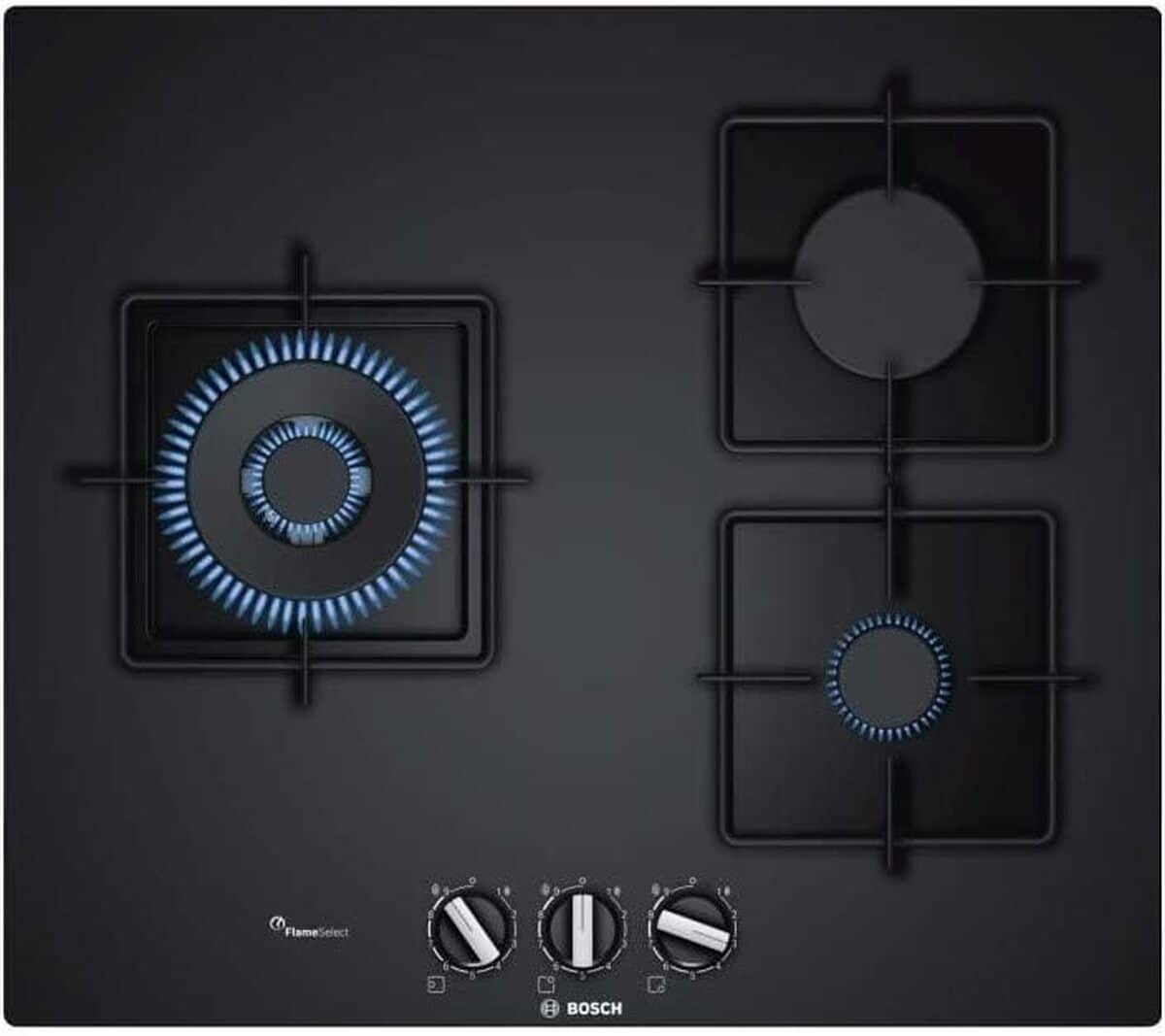Test Bosch PPC6A6B10 : table à gaz 8000 W en verre trempé noir