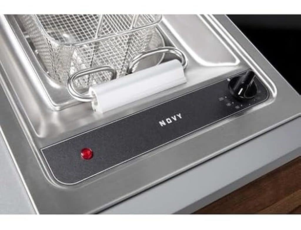 Test de la friteuse inox Domino Novy 3711