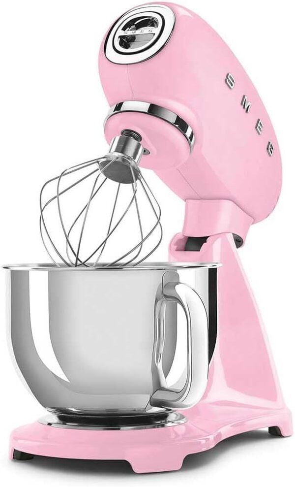Smeg, Robot sur Socle SMF03PKEU, 10 Niveaux de Vitesse, Fonction Mise en marche progressive, Bol 4,8 L, Verrouillage Moteur de Sécurité, 3 Batteurs, Crochet et Couvercle Fournis, 800W, Rose