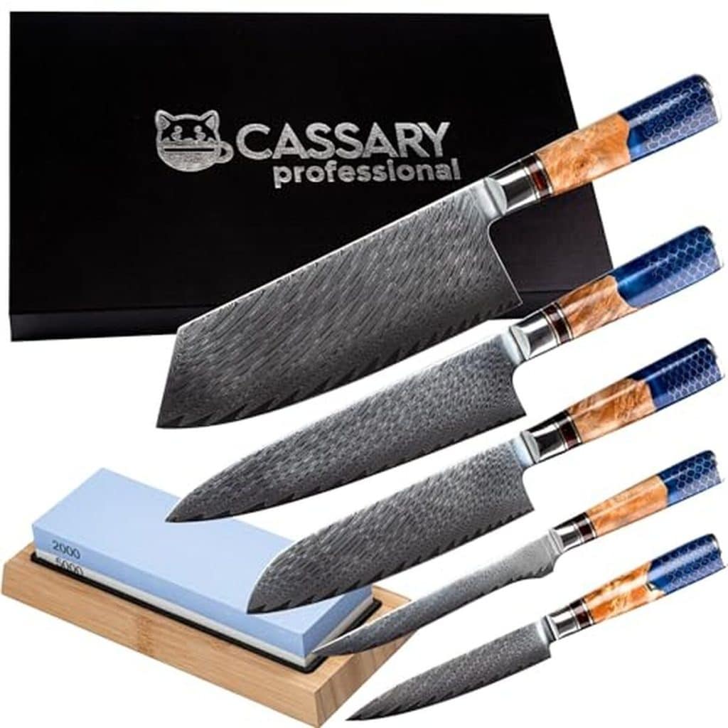 Test : set de couteaux en acier damas avec pierre à aiguiser japonaise