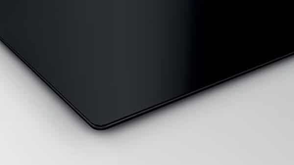 Découvrez la performance et le design de la plaque induction Bosch PUJ611BB5E dans ce test approfondi et objectivement rédigé. Évaluer sa qualité et son style pour un choix éclairé.