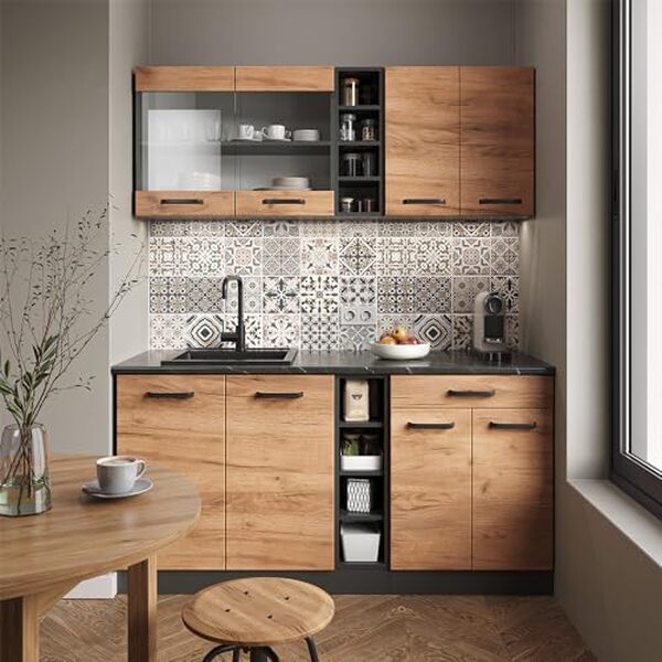 Découvrez notre test détaillé de la cuisine Vicco R-Line en chêne doré 160 cm : design élégant, qualité et confort d'utilisation au quotidien.