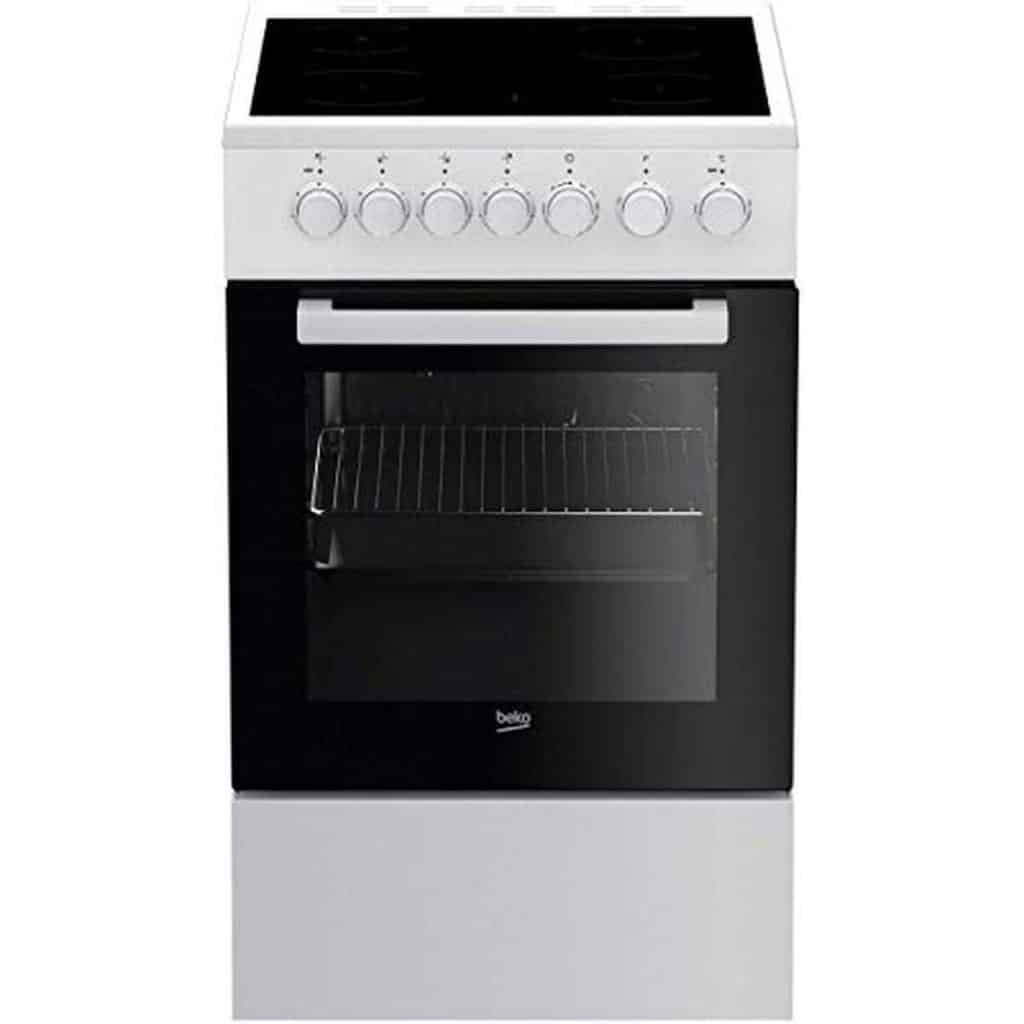 Test cuisinière vitrocéramique Beko FSS 57100 GW